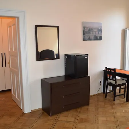 פראג Valentina Apartments מראה חיצוני תמונה