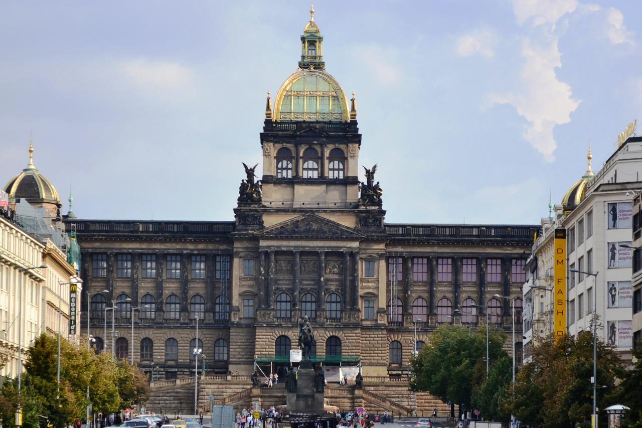 Valentina Prague